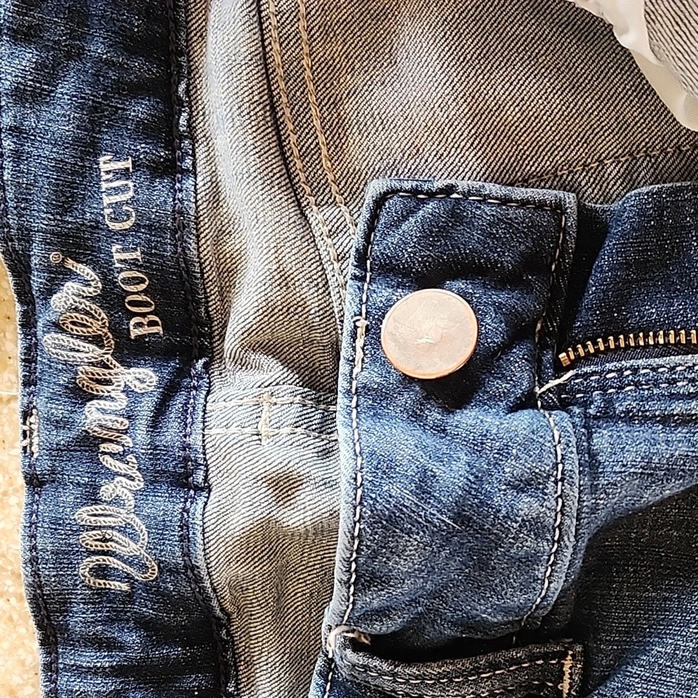 Wrangler Boot Cut Jeans Size 9 - Picture 2 of 12